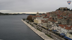 Nábřeží a město