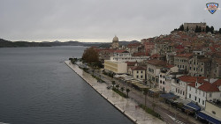 Nábřeží a město