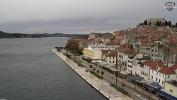 Nábřeží a město