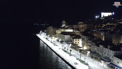 Nábřeží a město