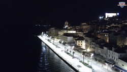 Nábřeží a město