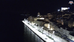 Nábřeží a město