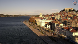 Nábřeží a město