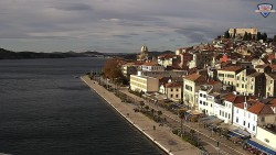 Nábřeží a město