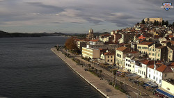 Nábřeží a město