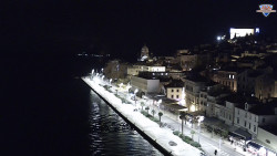 Nábřeží a město