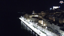 Nábřeží a město