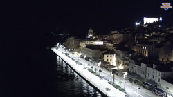 Nábřeží a město