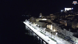 Nábřeží a město