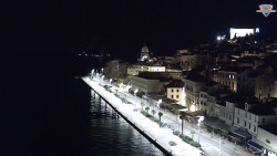 Nábřeží a město