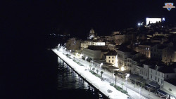 Nábřeží a město