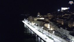 Nábřeží a město