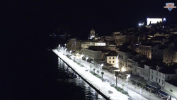 Nábřeží a město