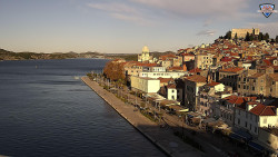 Nábřeží a město