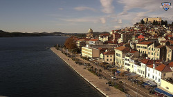 Nábřeží a město