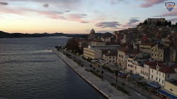 Nábřeží a město