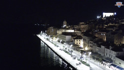 Nábřeží a město