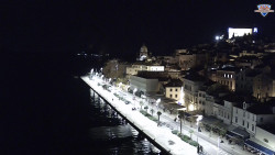 Nábřeží a město