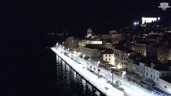 Nábřeží a město