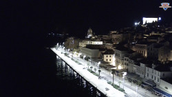 Nábřeží a město