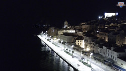 Nábřeží a město