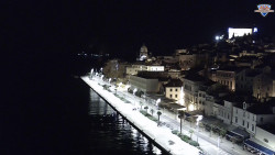 Nábřeží a město