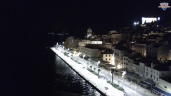 Nábřeží a město