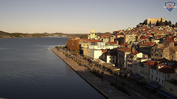 Nábřeží a město