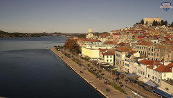 Nábřeží a město