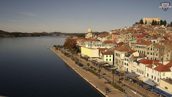 Nábřeží a město