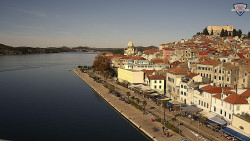 Nábřeží a město