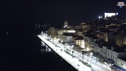 Nábřeží a město