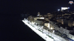 Nábřeží a město