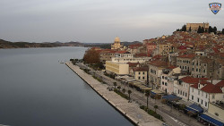 Nábřeží a město