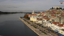 Nábřeží a město