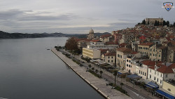 Nábřeží a město