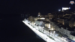 Nábřeží a město