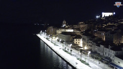 Nábřeží a město