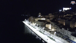 Nábřeží a město