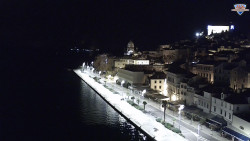 Nábřeží a město