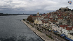 Nábřeží a město