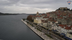 Nábřeží a město