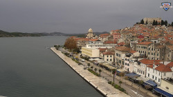 Nábřeží a město