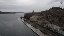 Nábřeží a město