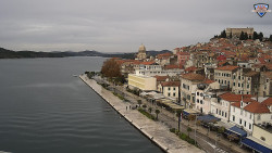 Nábřeží a město