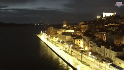 Nábřeží a město