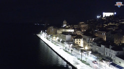 Nábřeží a město