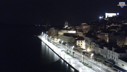 Nábřeží a město