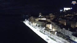 Nábřeží a město