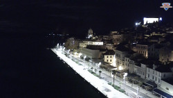 Nábřeží a město